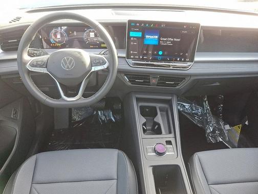 2025 Volkswagen Tiguan 2.0T SE 4MOTION