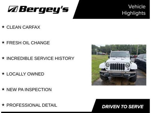 Bright White Clearcoat 2017 Jeep Wrangler Unlimited Sahara