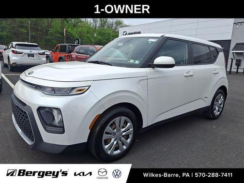 Snow White Pearl 2021 Kia Soul LX