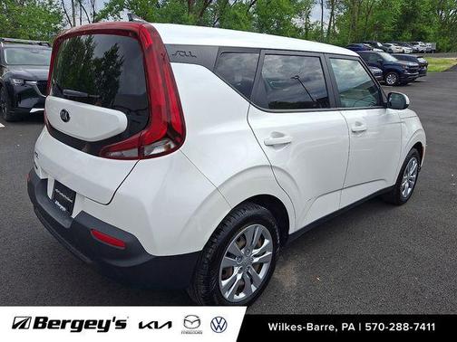 Snow White Pearl 2021 Kia Soul LX