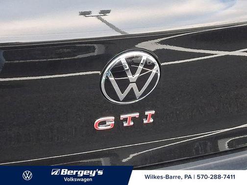 2026 Volkswagen Golf GTI 2.0T SE DSG