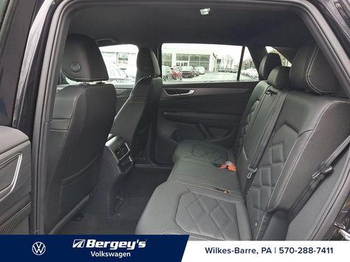 2026 Volkswagen Atlas Cross Sport 2.0T SE w/Technology 4MOTION