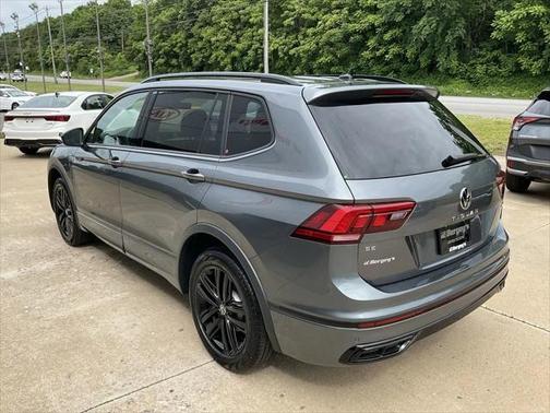 2022 Volkswagen Tiguan 2.0T SE R-Line Black 4MOTION