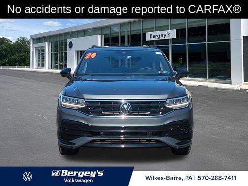 Platinum Gray Metallic 2024 Volkswagen Tiguan 2.0T SE R-Line Black 4MOTION