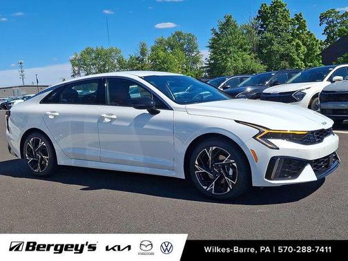 Snow White Pearl 2026 Kia K5 GT-Line
