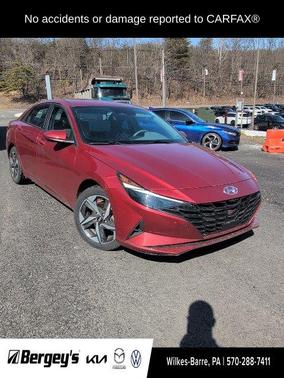 2023 Hyundai ELANTRA SEL