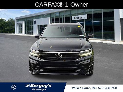 Deep Black 2024 Volkswagen Tiguan 2.0T SE R-Line Black 4MOTION