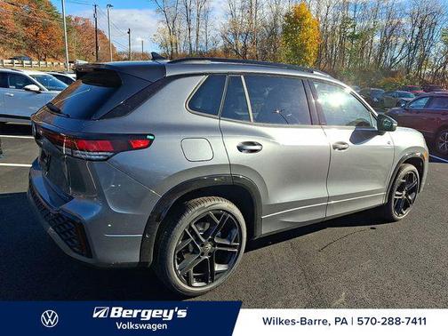 2026 Volkswagen Tiguan 2.0T SE R-Line Black 4MOTION