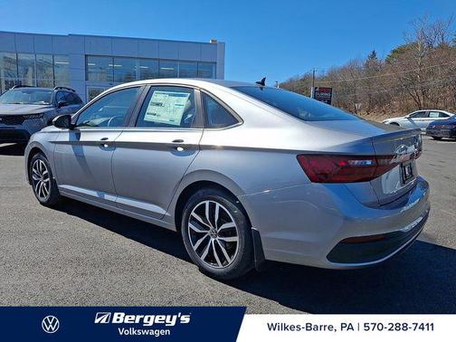 Pyrite Silver Metallic 2026 Volkswagen Jetta 1.4T SE