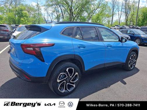 Fountain Blue 2024 Chevrolet Trax FWD 2RS