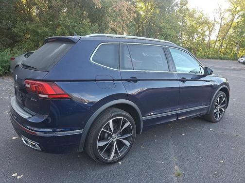 2022 Volkswagen Tiguan 2.0T SEL R-Line 4MOTION