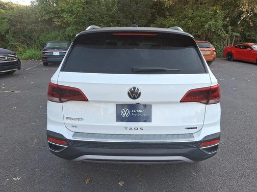 2024 Volkswagen Taos 1.5T SE