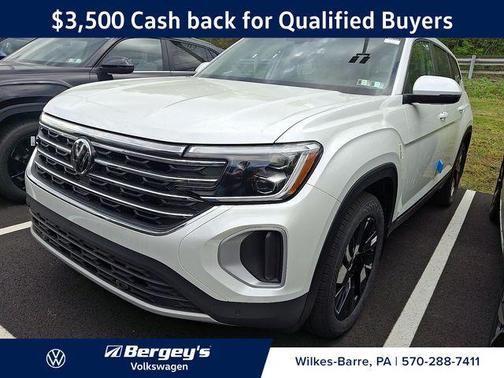 Opal White Pearl 2026 Volkswagen Atlas 2.0T SE w/Technology 4MOTION