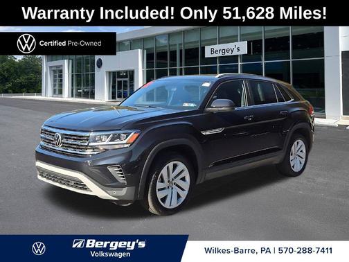 Deep Black 2022 Volkswagen Atlas Cross Sport 2.0T SE w/Technology 4MOTION