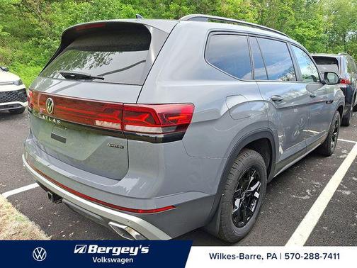 pure gray 2026 Volkswagen Atlas Peak Edition
