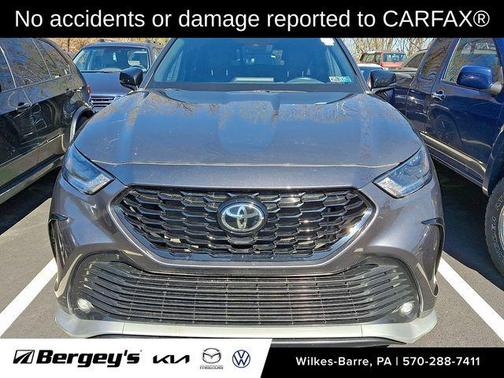 Magnetic Gray Metallic 2023 Toyota Highlander XSE