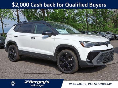 2025 Volkswagen Taos 1.5T SE Black