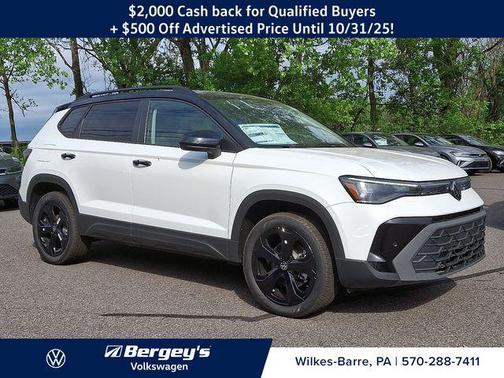 2025 Volkswagen Taos 1.5T SE Black