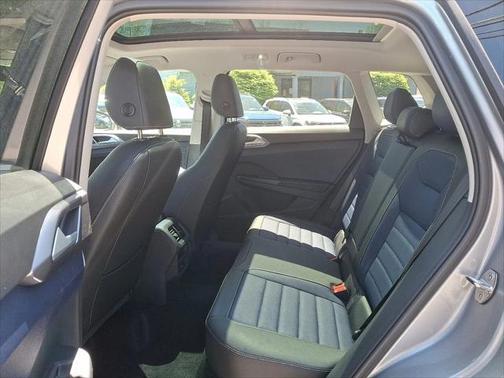 2025 Volkswagen Taos 1.5T SEL