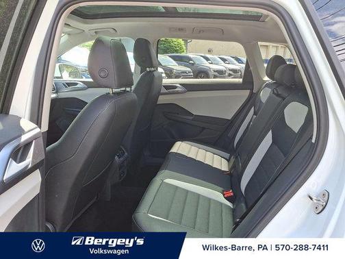 2025 Volkswagen Taos 1.5T SEL