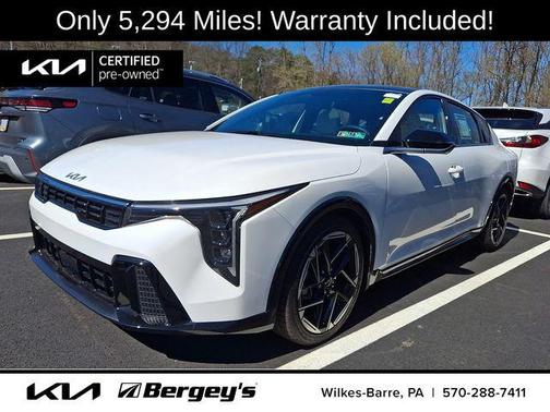 Snow White Pearl 2025 Kia K4 GT-Line