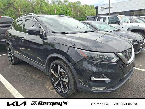 Magnetic Black Pearl 2020 Nissan Rogue Sport SL