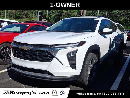Summit White 2024 Chevrolet Trax LT