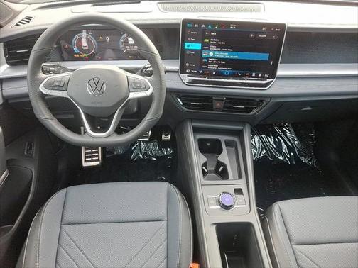 2025 Volkswagen Tiguan 2.0T SE R-Line Black 4MOTION