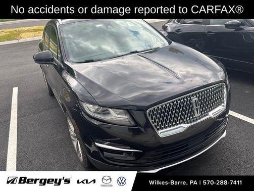 Infinite Black Metallic 2019 Lincoln MKC Reserve