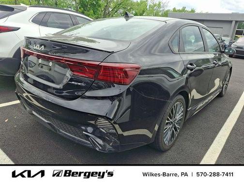 Aurora Black 2023 Kia Forte GT-Line