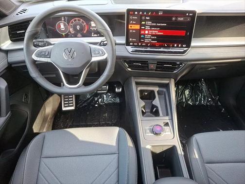 2025 Volkswagen Tiguan 2.0T SE R-Line Black 4MOTION