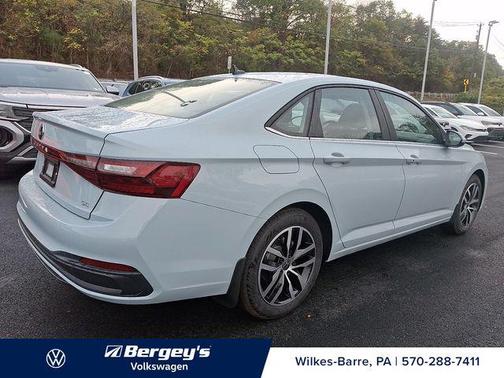 2026 Volkswagen Jetta 1.4T SE