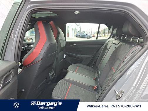 2026 Volkswagen Golf GTI 2.0T SE DSG