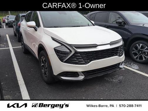 Snow White Pearl 2024 Kia Sportage LX