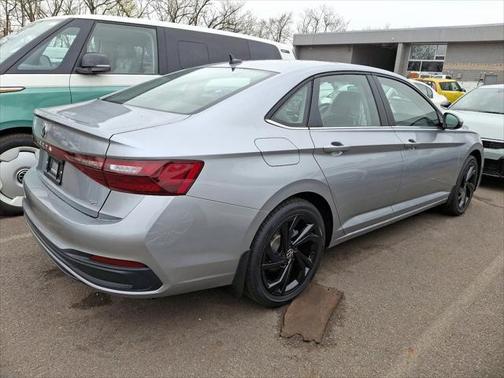 2025 Volkswagen Jetta 1.5T SE