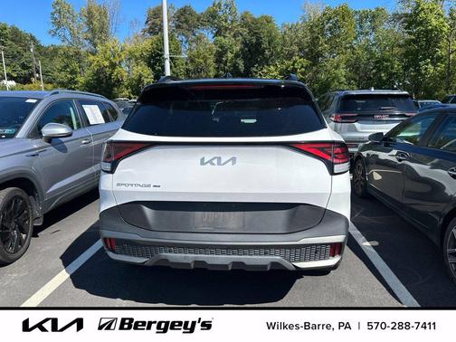 Glacial White Pearl 2024 Kia Sportage S