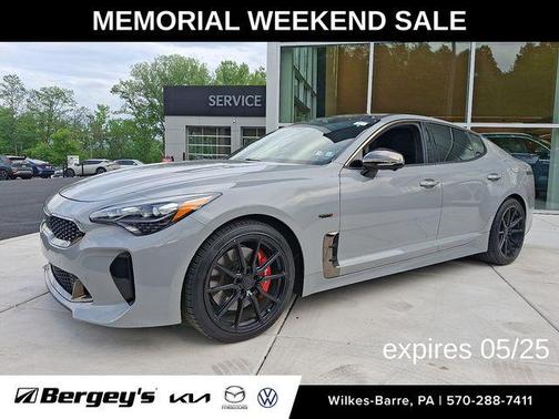 Ceramic Silver 2023 Kia Stinger GT2