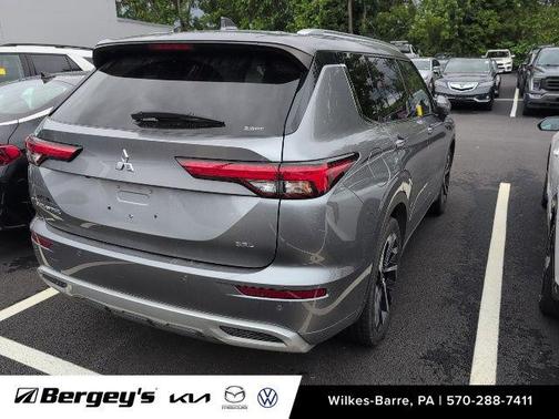 Mercury Gray Metallic 2023 Mitsubishi Outlander SEL S-AWC