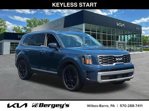 Midnight Lake Blue 2024 Kia Telluride S