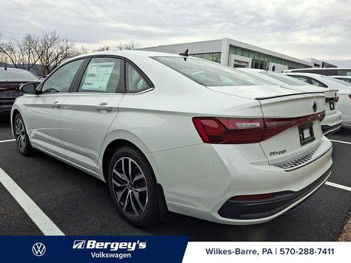 Opal White Pearl 2026 Volkswagen Jetta 1.4T SE