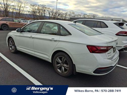 2023 Volkswagen Jetta 1.5T SE