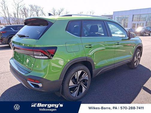 2026 Volkswagen Taos SE