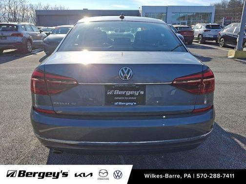 2017 Volkswagen Passat 1.8T SE