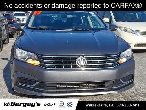 2017 Volkswagen Passat 1.8T SE