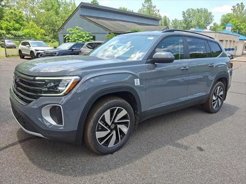 2025 Volkswagen Atlas 2.0T SE w/Technology 4MOTION