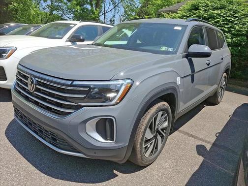 2025 Volkswagen Atlas 2.0T SE w/Technology 4MOTION