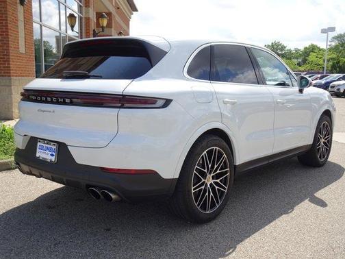 2024 Porsche Cayenne S