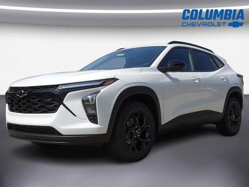 Summit White 2026 Chevrolet Trax LT