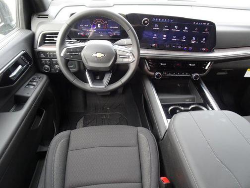 2025 Chevrolet Tahoe LS