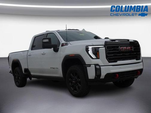 Summit White 2024 GMC Sierra 2500 AT4